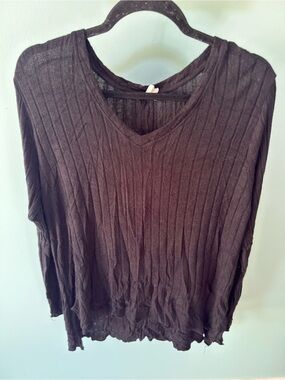 Mote Women's Black Ribbed V-Neck Long Sleeve Top size Large